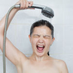 Гидромассаж и контрастный душ при варикозе: свойства, лечение