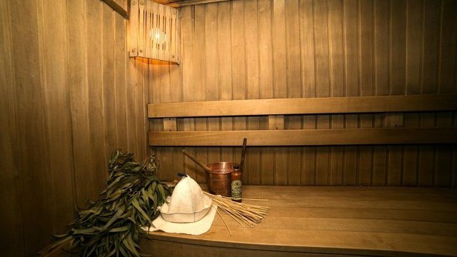 Варикоз и баня: показания и противопоказания, правила посещения бани